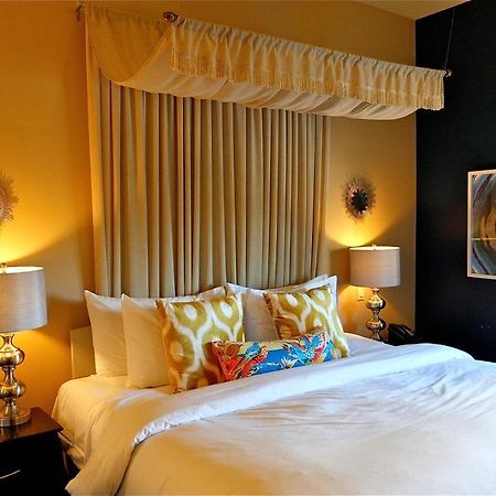Mercer Hotel Downtown; BW Premier Collection ستراتفورد المظهر الخارجي الصورة